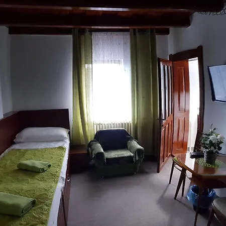 Domcek 118 Guest house